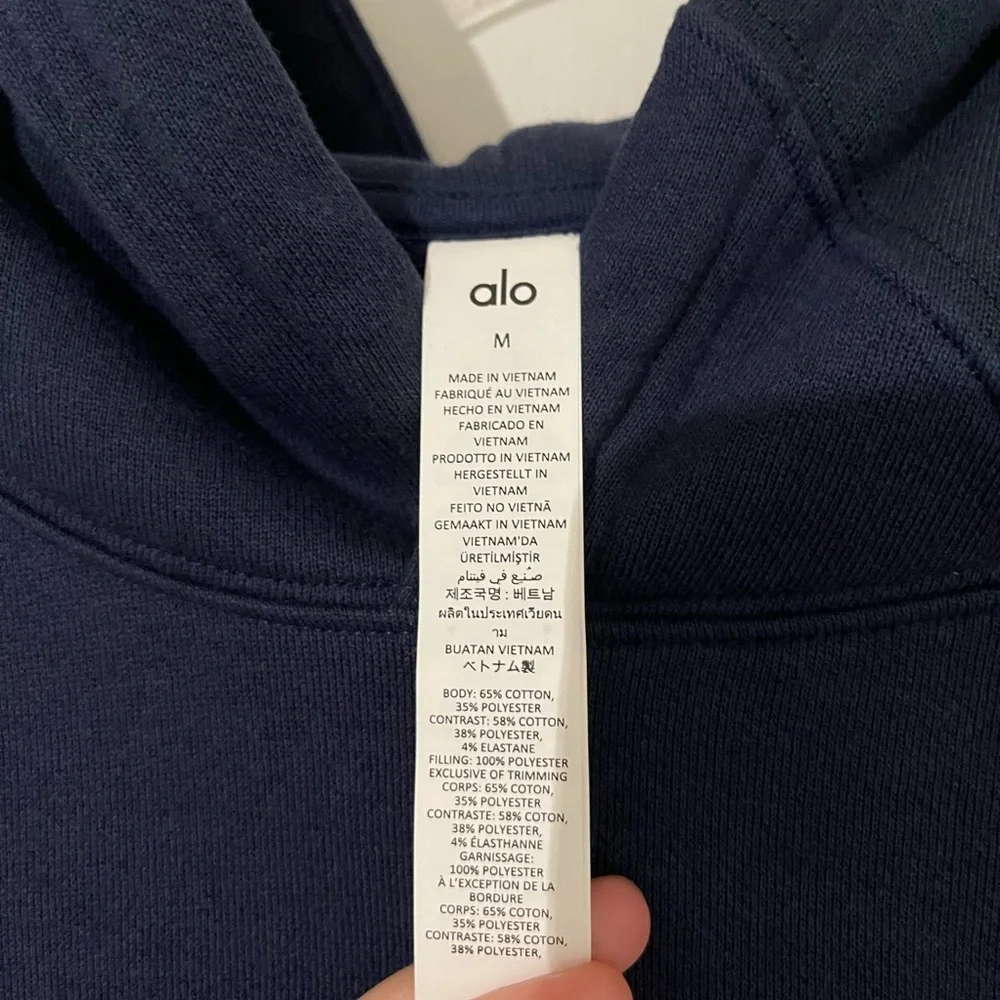 ALO YOGA Make Waves Hoodies in Navy Tonal - Picture 3 of 7